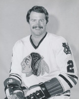 Randy Holt with the Chicago Black Hawks in 1977. Randy Holt with the Chicago Black Hawks in 1977.